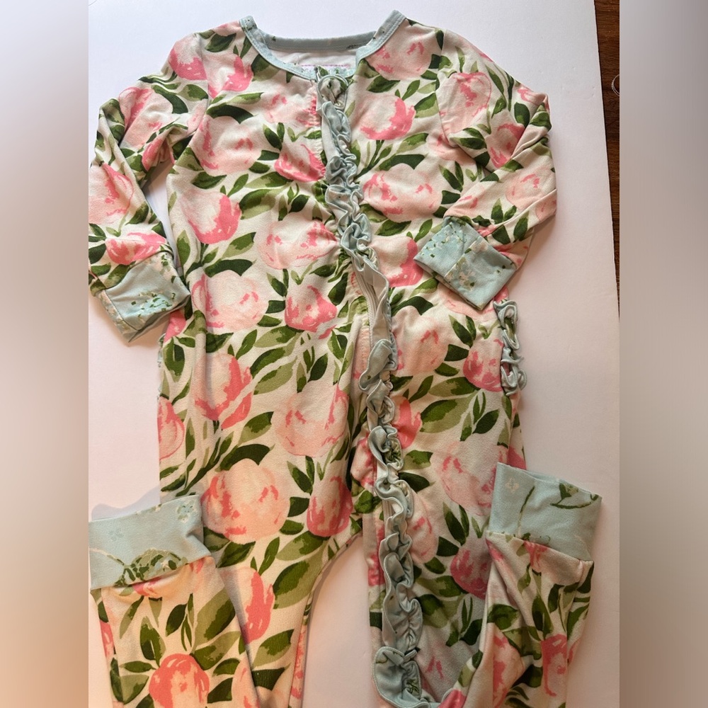 4T SweetHoney Layette